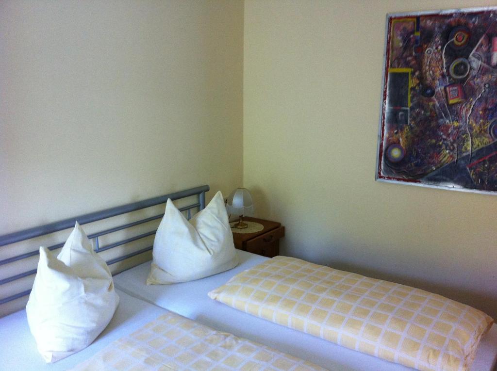 Gasthof Forststube Velden am Woerthersee Room photo